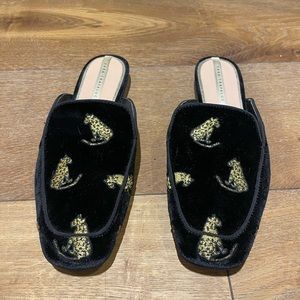 Black velvet Zara cheetah pattern mules